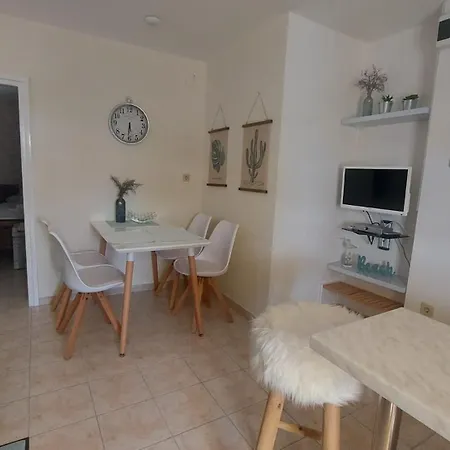 Kamenar 3* Primošten