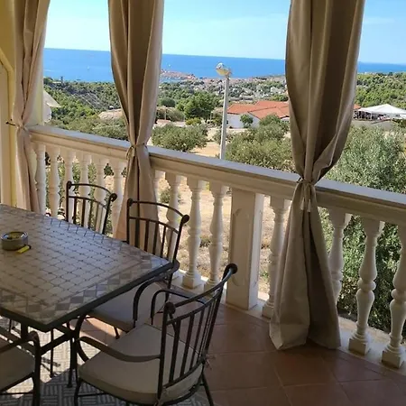 Kamenar Guest house